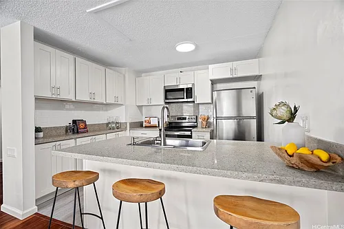 60 N Beretania St #2403-2403-2403 Photo 1