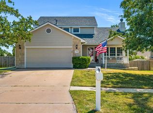 7735 SW 26th St, Topeka, KS 66614