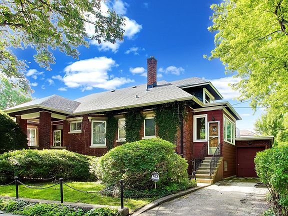 2nd image of 801 Gunderson Ave