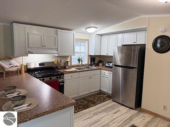 2nd image of 4357 Sugar Maple Dr