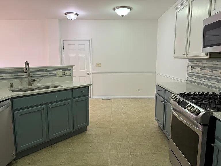 10215 Camden Ln #H — Photo 5