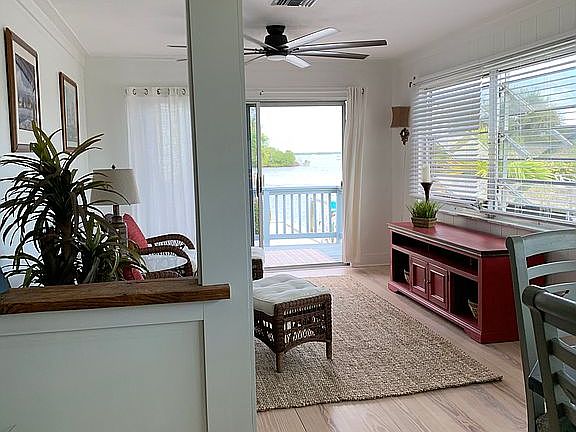 5th image of 244 Driftwood Ln