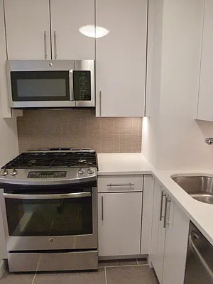 Rented by Sotheby's International Realty | media 12