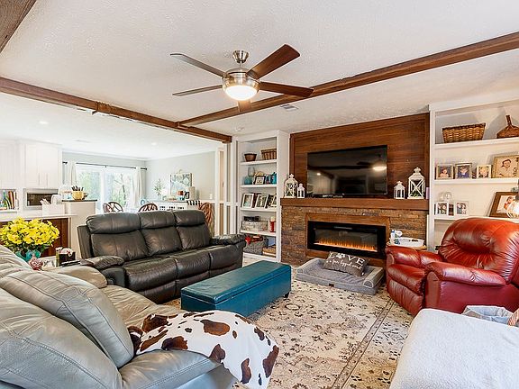 3rd image of 1352 County Road 546