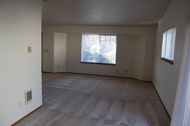 1st image of 9719 11th Avenue Ct E