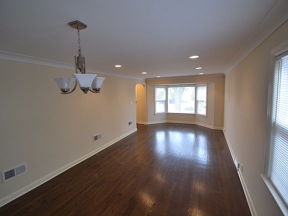 3rd image of 3019 N Marmora Ave