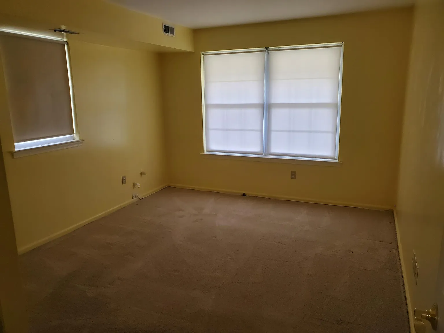 3 bed, 1800 sqft, $2,500 — Photo 3