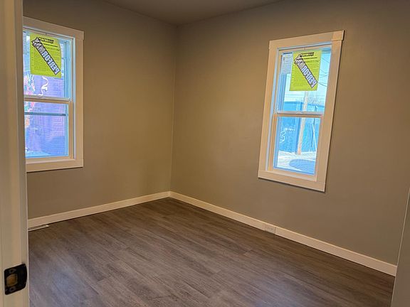 3rd image of 3015 33rd Ave S