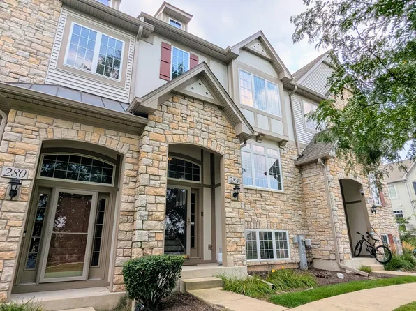 284 Edmundton Cir, Carol Stream, IL 60188