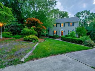 2030 Woodstock Rd, Clemmons, NC 27012