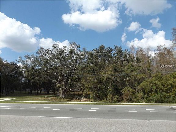 2nd image of 10490 VENTURA BLVD. LOT 32