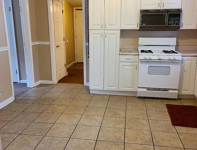 5522 G St — Photo 5