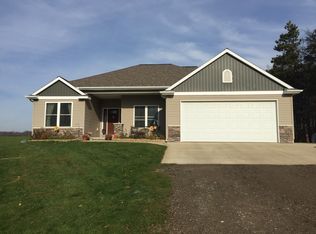 957 137th Ave, Wayland, MI 49348