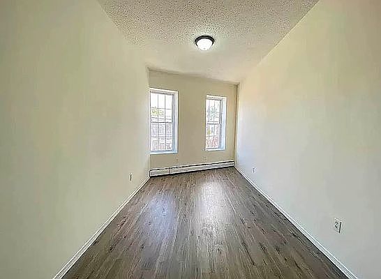 3rd image of 114-32 Farmers Blvd #3F