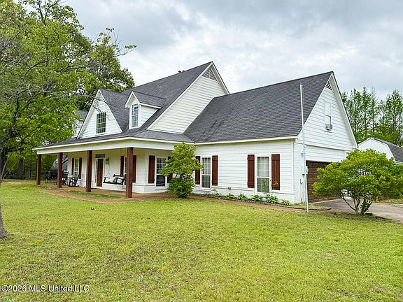 2nd image of 695 Swinnea Lakes Dr