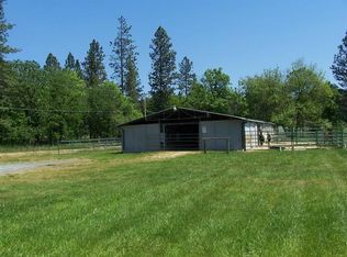 543 Oxyoke Rd, Grants Pass, OR 97526