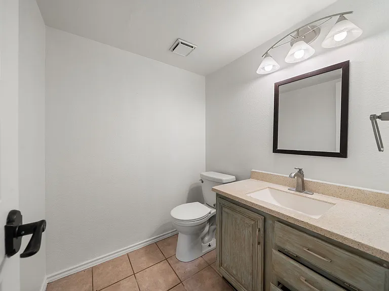1414 Dudley Dr — Photo 20
