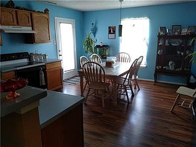 OPEN CONCEPT BRIGHT KITCHEN WITH 1/2 BATH