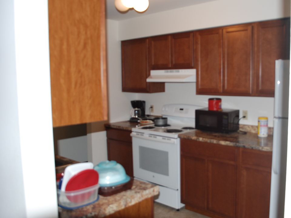 1st image of 510 Madison St APT 303