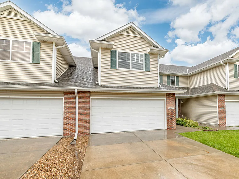 8804 Sicily Ln — Photo 45