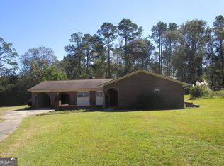 111 Kathleen Rd, Swainsboro, GA 30401