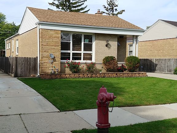 2nd image of 8232 Monticello Ave