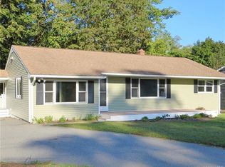 9 N Phillips St, Waterford, CT 06385