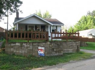 2021 E Roosevelt Ave, Decatur, IL 62521