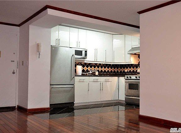 4th image of 13835 Elder Ave APT 17E