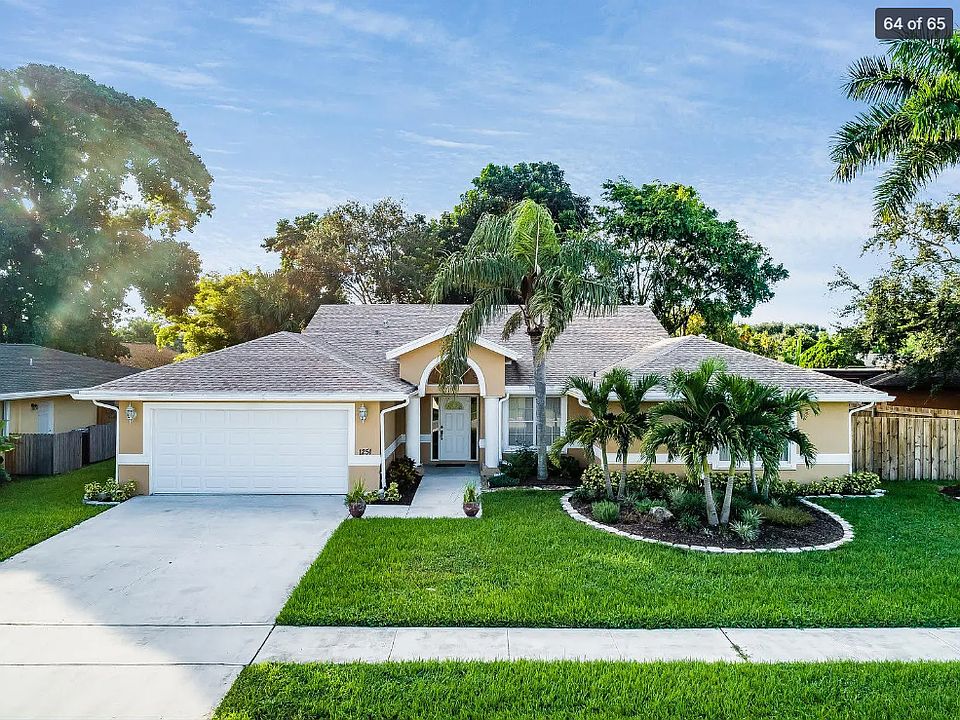 1st image of 1251 Rowayton Cir