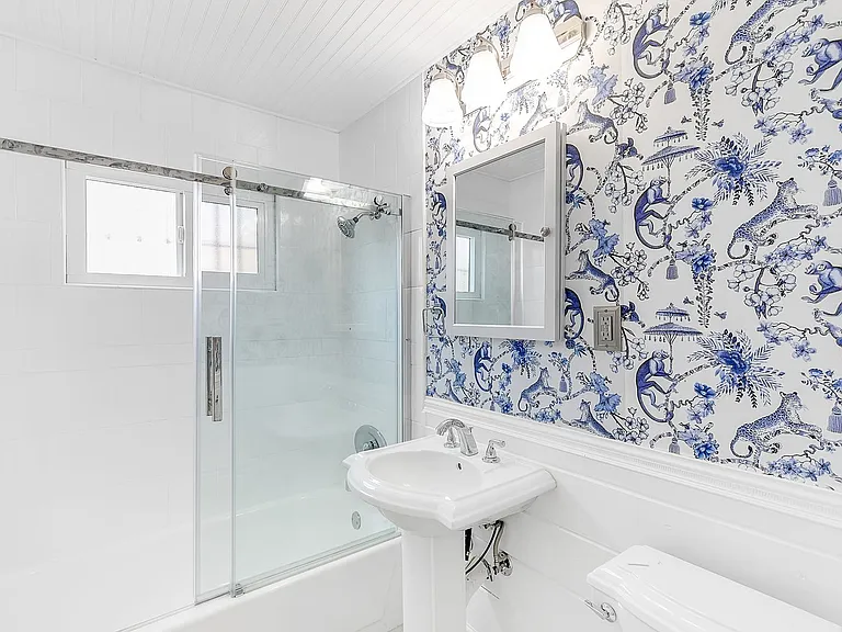 3318 Drew Street — Photo 10