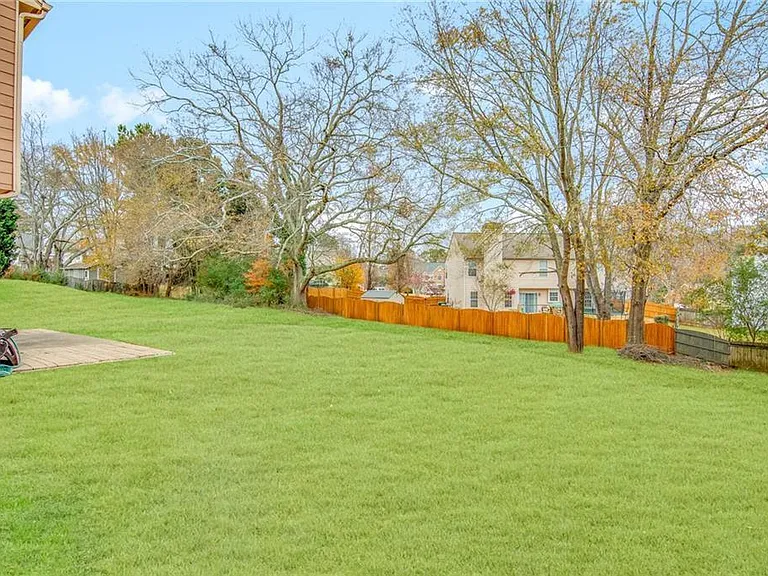 1345 Holleybrooke Dr — Photo 28