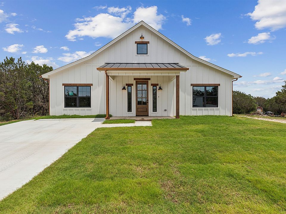 1st image of 2601 Creekview Dr
