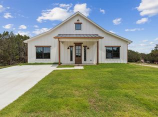 2601 Creekview Dr, Granbury, TX 76048
