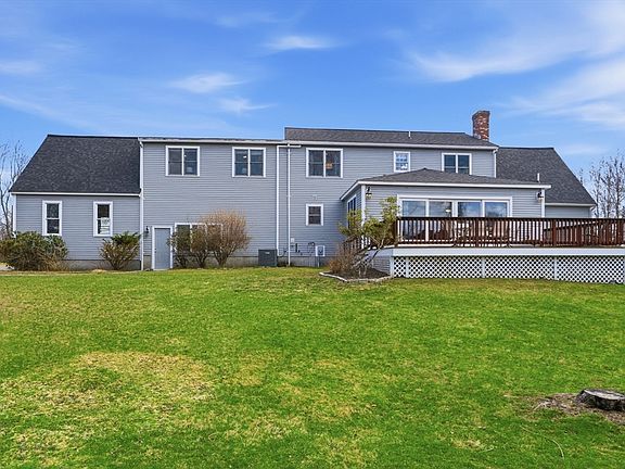 3rd image of 21 Nashoba Rd