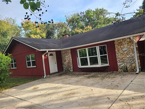 2nd image of 2790 Narcissus Ave
