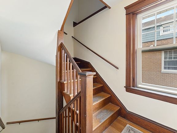 5th image of 81 Nichols St #5