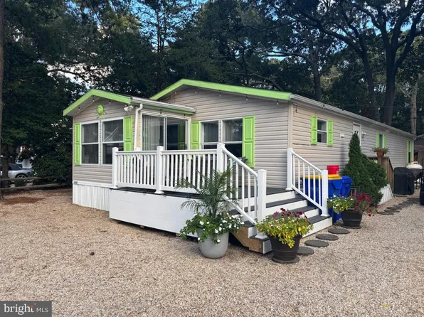 34954 Holly Dr, Lewes, DE 19958