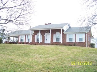 742 Sunset Dr, North Wilkesboro, NC 28659