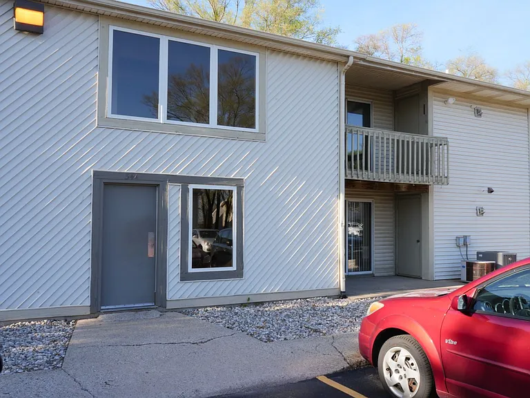 Arbor Mills Apartment Homes — Photo 17
