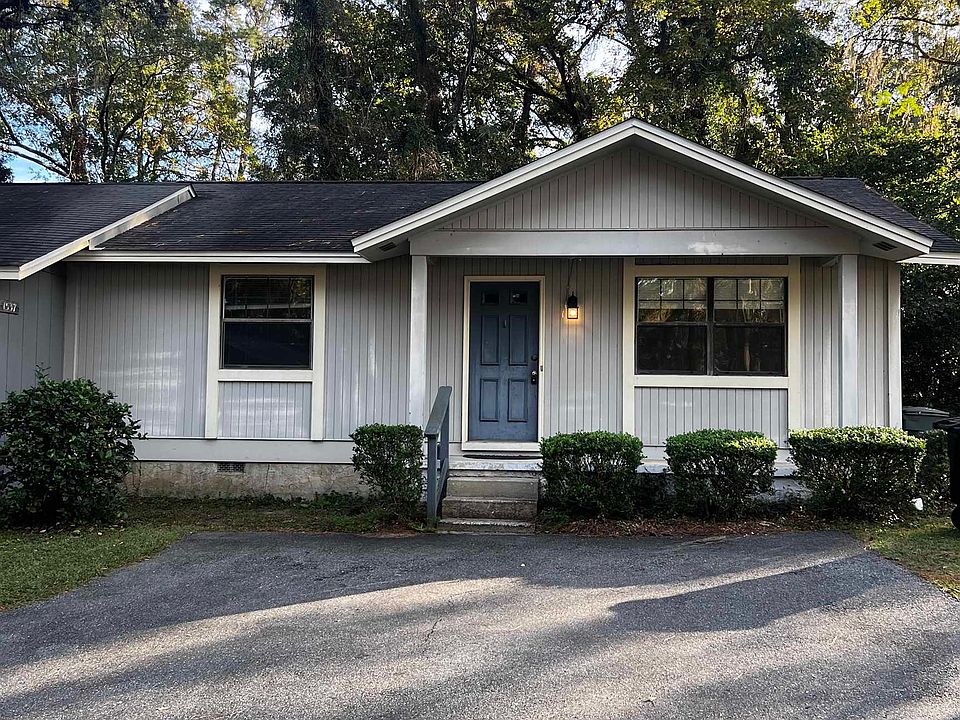 1st image of 1537 Coombs Dr #1