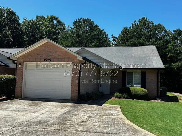 3999 Hidden Hollow Dr, Gainesville, GA 30506