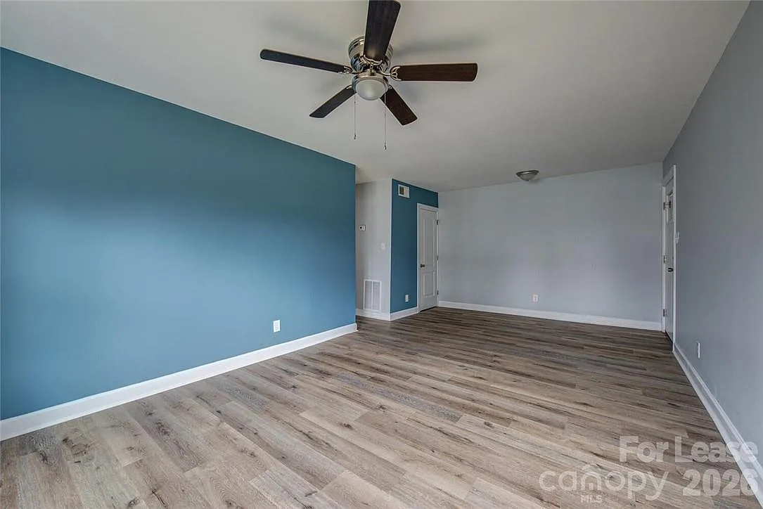 2 bed, 1.0 bath, $1,145 — Photo 4