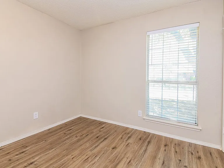 4349 Presto Cir — Photo 14