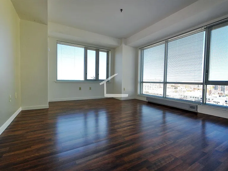 190 W Brookline Ave #1 — Photo 6