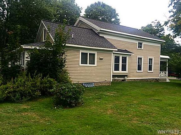 3rd image of 17 W Washington St