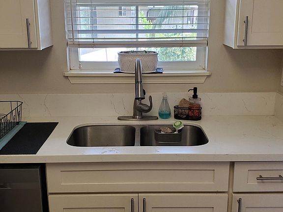 3rd image of 60 Halili Ln APT 6E