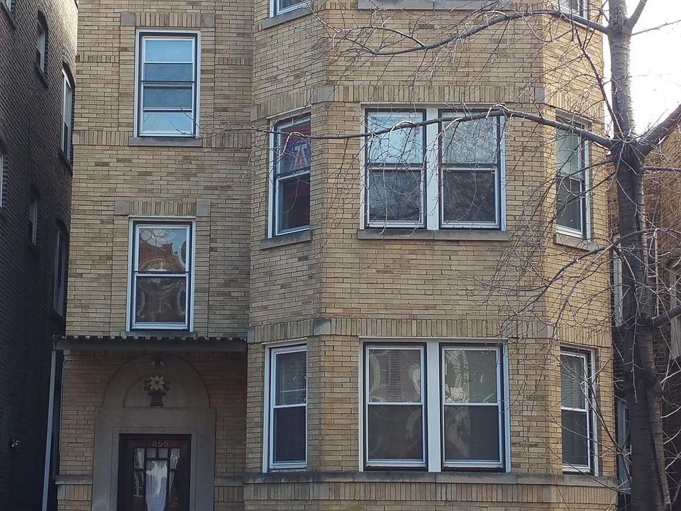 1st image of 4855 N Rockwell St APT 2