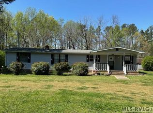 553 Ebony Rd, Ebony, VA 23845