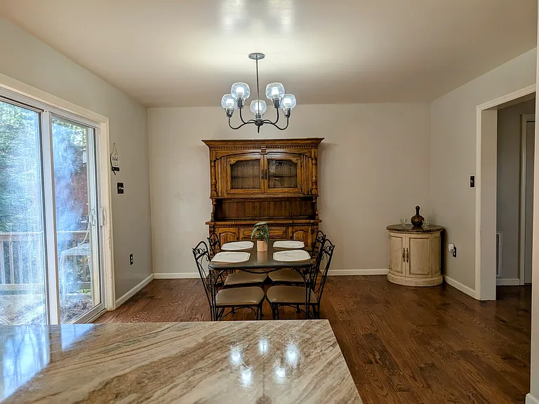 25 Silver Maple Ln — Photo 9